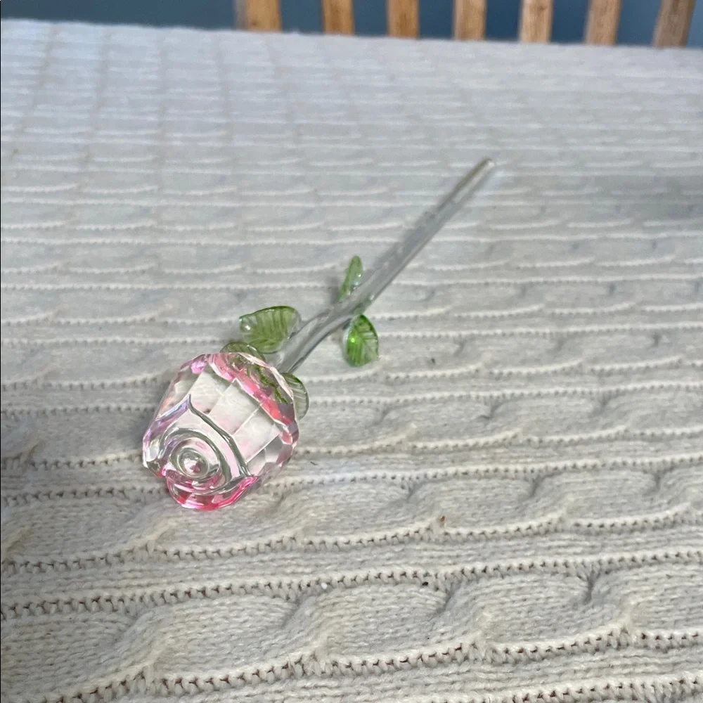 13.25” glass single stem rose w/ leaves.  Clear pink and green no chips/cracks